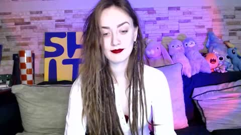 Dalia  online show from October 2025 09:42:02 AM