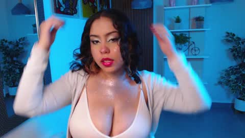 Dalila  online show from January 2025 05:05:02 PM