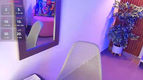 Dalila  online show from October 2025 06:36:01 PM