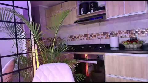 Snapshot of dalila_thoms chatting on October 2025 10:23:02 AM Dalila online show from October 2025 10:23:02 AM