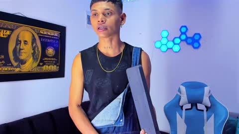 damar_felipe online show from December 2024 07:40:01 AM