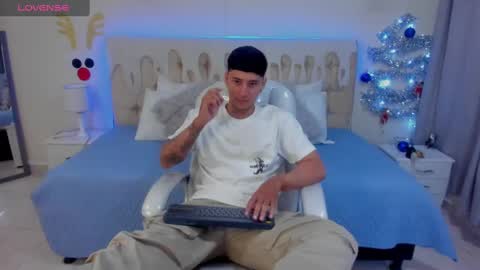 DAMIAN online show from December 2024 01:13:01 PM