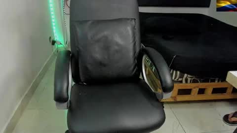Damian torner online show from December 2024 01:59:02 PM