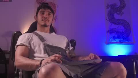 insta damn8   --------  online show from February 2025 12:52:02 AM