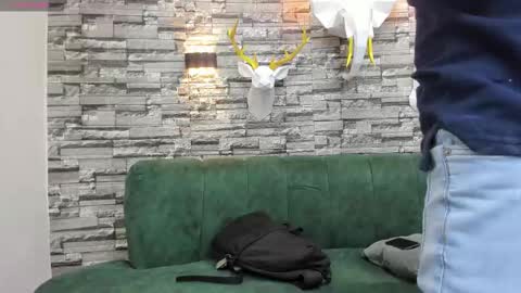 Snapshot of damibright chatting on October 2025 06:15:01 PM LIAM online show from October 2025 06:15:01 PM