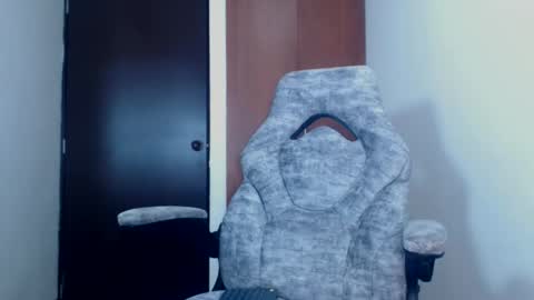 Snapshot of dammuscle chatting on October 2025 03:47:02 PM dammuscle online show from October 2025 03:47:02 PM