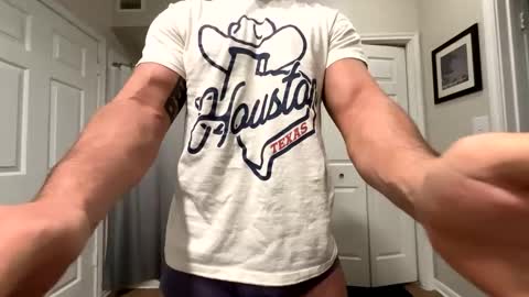 Snapshot of damnimhandsome25 chatting on February 2025 04:47:01 PM Clyde online show from February 2025 04:47:01 PM