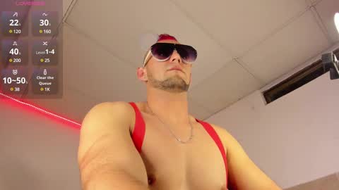 Snapshot of damon_baker0 chatting on March 2025 08:03:02 PM Damon bakert online show from March 2025 08:03:02 PM