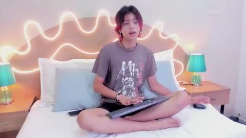 D A N online show from October 2025 01:50:01 PM