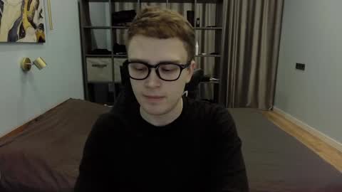 Snapshot of dan_leeroy chatting on December 2024 10:42:02 PM Dany online show from December 2024 10:42:02 PM