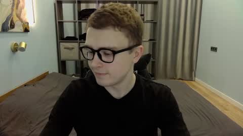 Snapshot of dan_leeroy chatting on December 2024 09:39:01 PM Dany online show from December 2024 09:39:01 PM