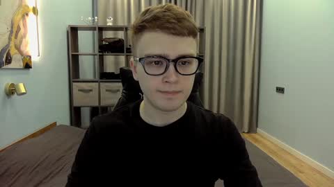 Snapshot of dan_leeroy chatting on January 2025 04:58:02 AM Dany online show from January 2025 04:58:02 AM