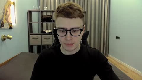 Snapshot of dan_leeroy chatting on January 2025 02:58:02 AM Dany online show from January 2025 02:58:02 AM