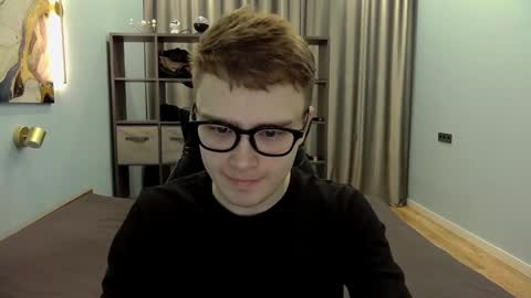 Snapshot of dan_leeroy chatting on January 2025 11:35:02 PM Dany online show from January 2025 11:35:02 PM