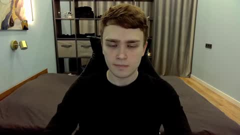 Snapshot of dan_leeroy chatting on January 2025 10:31:02 PM Dany online show from January 2025 10:31:02 PM