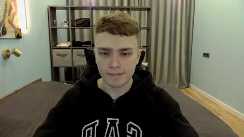Snapshot of dan_leeroy chatting on February 2025 10:13:01 PM Dany online show from February 2025 10:13:01 PM