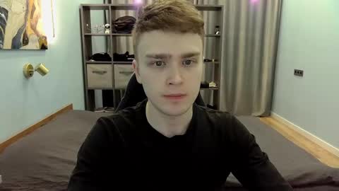 Snapshot of dan_leeroy chatting on February 2025 09:38:02 PM Dany online show from February 2025 09:38:02 PM