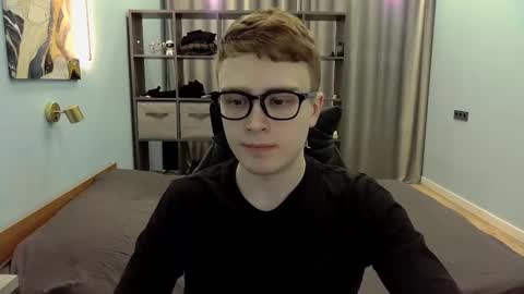 Snapshot of dan_leeroy chatting on February 2025 10:18:02 PM Dany online show from February 2025 10:18:02 PM