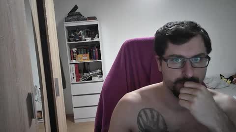 King Dan online show from February 2025 07:10:02 PM