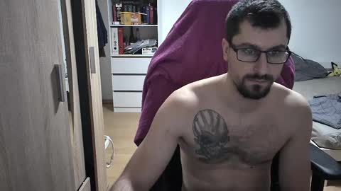 King Dan online show from February 2025 07:26:01 PM