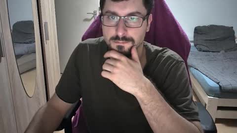 King Dan online show from September 2025 06:51:02 PM