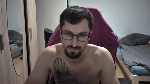 King Dan online show from September 2025 07:06:02 PM