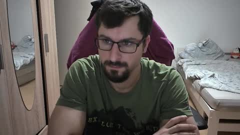 King Dan online show from October 2025 07:44:02 PM