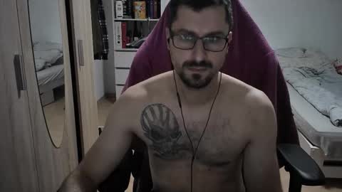 King Dan online show from October 2025 07:14:02 PM