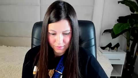 Snapshot of dana_dom chatting on October 2025 02:03:02 AM Dana Dom online show from October 2025 02:03:02 AM