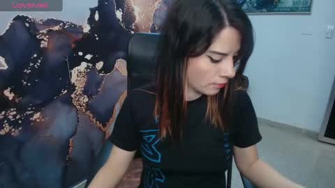 Snapshot of danaarey chatting on October 2025 03:54:02 PM Danaa Rey online show from October 2025 03:54:02 PM