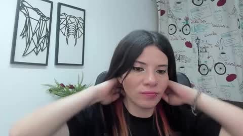 Snapshot of danaarey chatting on November 2025 04:18:02 PM Danaa Rey online show from November 2025 04:18:02 PM