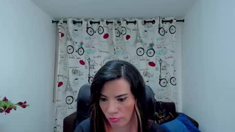 Snapshot of danaarey chatting on November 2025 04:18:02 PM Danaa Rey online show from November 2025 04:18:02 PM