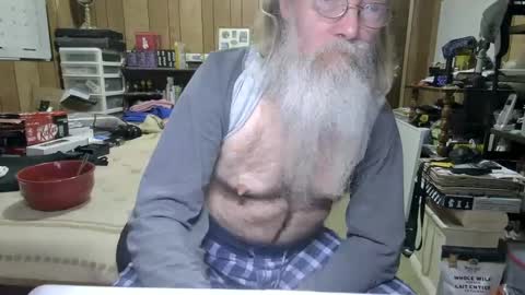 Snapshot of danagm chatting on December 2024 05:20:02 PM Dana online show from December 2024 05:20:02 PM