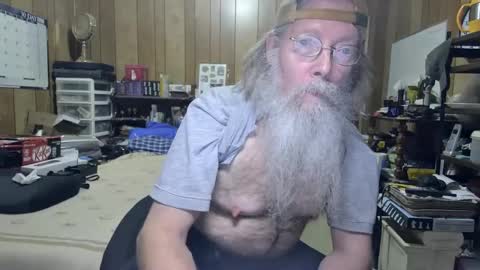 Snapshot of danagm chatting on December 2024 12:00:02 AM Dana online show from December 2024 12:00:02 AM