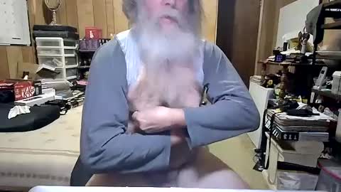 Snapshot of danagm chatting on December 2024 02:31:02 PM Dana online show from December 2024 02:31:02 PM