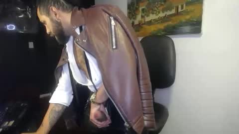 danbury online show from October 2025 07:00:02 AM