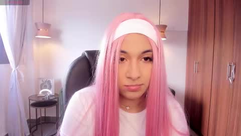 Dandara   online show from September 2025 07:48:02 PM