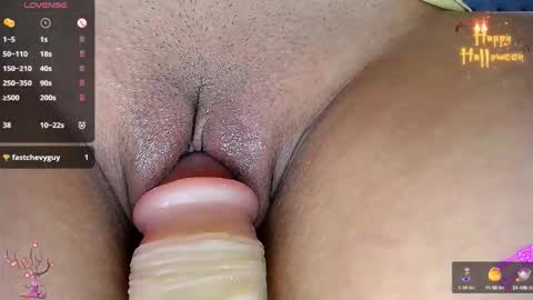 Snapshot of danette_deluxee chatting on October 2025 11:50:01 PM danette_deluxee online show from October 2025 11:50:01 PM