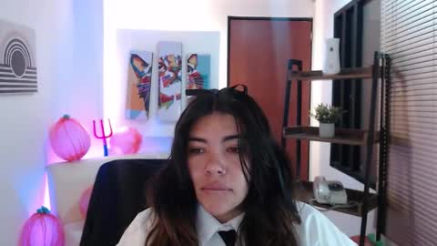 Veronica online show from October 2025 09:39:01 AM