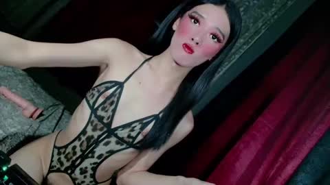 Nica online show from September 2025 11:10:01 AM