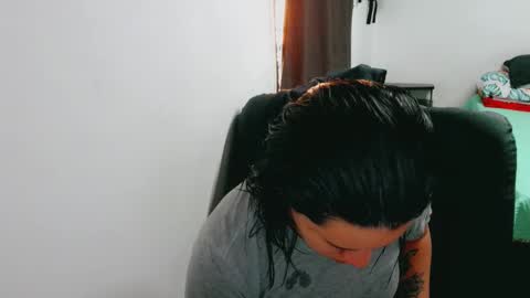 dani y jocelyn online show from November 2025 06:42:02 PM