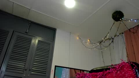 Snapshot of dani_lue chatting on December 2024 02:38:02 PM dani_lue online show from December 2024 02:38:02 PM