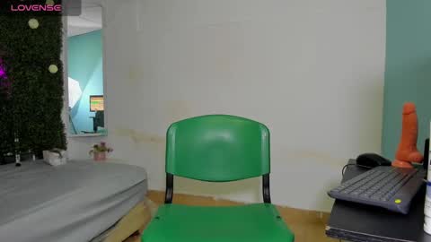 Snapshot of dani_lue chatting on December 2024 03:20:02 PM dani_lue online show from December 2024 03:20:02 PM