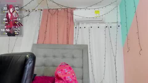 Snapshot of dani_lue chatting on December 2024 11:20:02 AM dani_lue online show from December 2024 11:20:02 AM