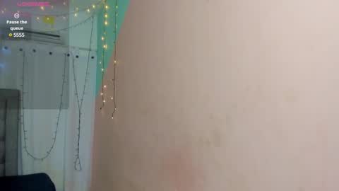 Snapshot of dani_lue chatting on January 2025 12:06:01 PM dani_lue online show from January 2025 12:06:01 PM