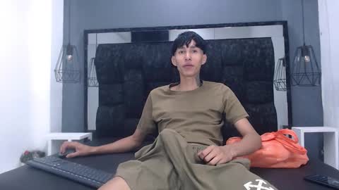 Daniel Delux  online show from September 2025 11:13:02 AM