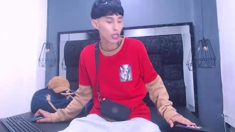 Daniel Delux  online show from October 2025 03:29:02 AM