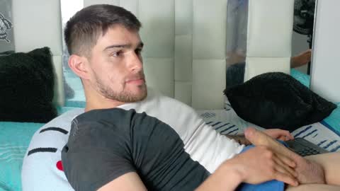 Snapshot of daniel_ova chatting on January 2025 02:08:01 PM Sexy Dani online show from January 2025 02:08:01 PM