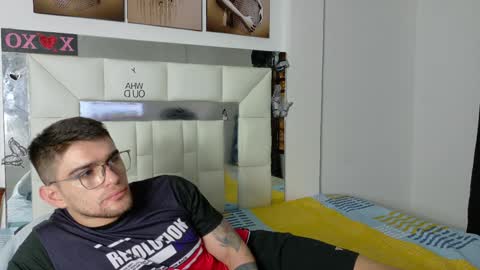 Snapshot of daniel_ova chatting on January 2025 02:32:01 PM Sexy Dani online show from January 2025 02:32:01 PM