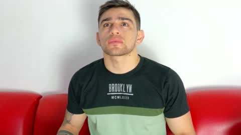 Snapshot of daniel_ova chatting on September 2025 11:21:01 AM Sexy Dani online show from September 2025 11:21:01 AM